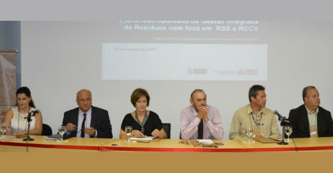 Seminário de Lançamento do Plano Metropolitano de Gestão Integrada de Resíduos com foco em Resíduos dos Serviços de Saúde (RSS) e Resíduos da Construção Civil e Volumosos (RCCV) e da 4ª Rodada de Estudos Metropolitanos
